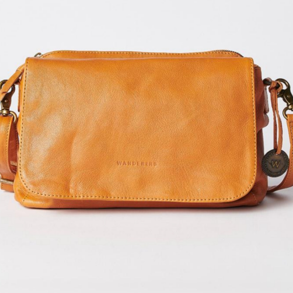 Wander Leather Crossbody Bag